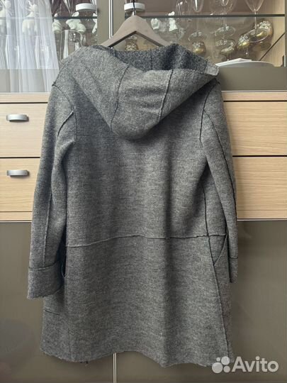 Шерстяное легкое пальто Zara, размер 40-42