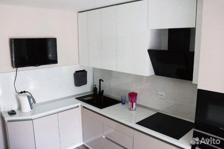 Кухонный гарнитур / угловая кухня