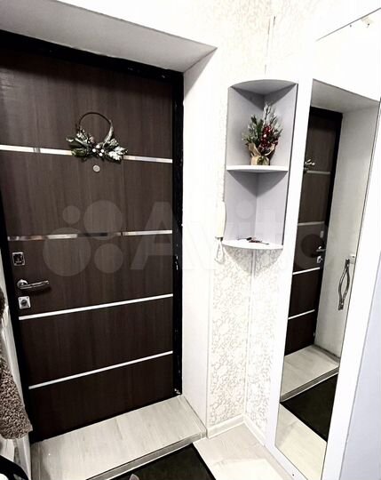 1-к. квартира, 42 м², 1/3 эт.