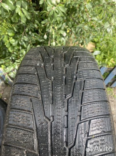 Kumho WinterCraft Ice Wi51 215/60 R16