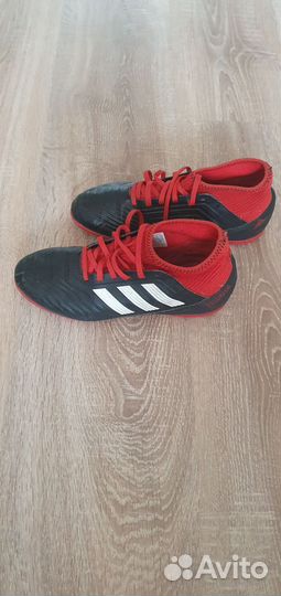 Детские Футзалки adidas predator размер 36