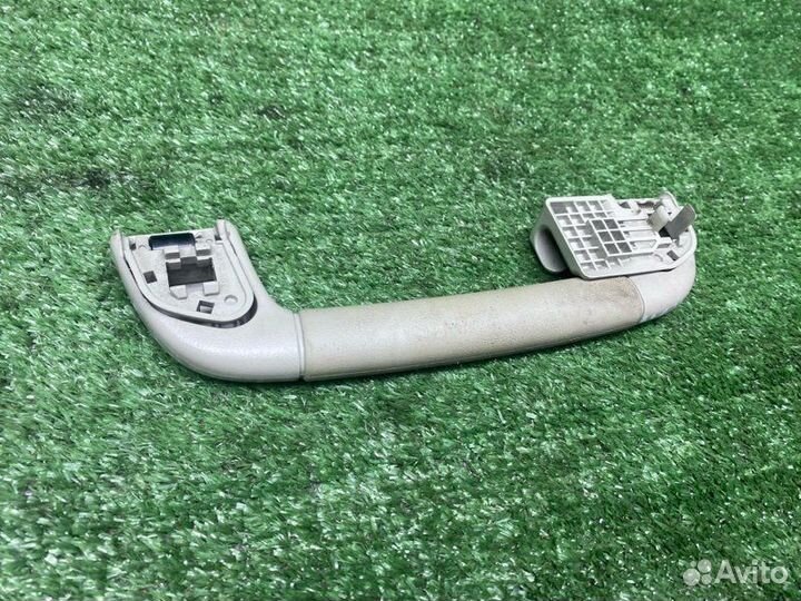 Ручка потолка задняя правая Toyota Camry 40 XV40