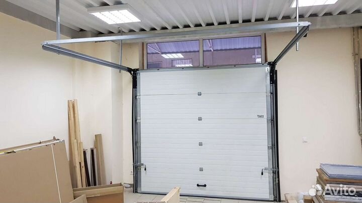 Ворота гаражные металлические