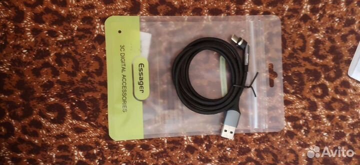 Кабель для зарядки телефона