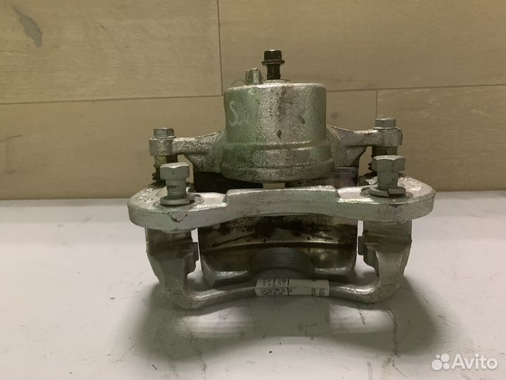 Суппорт KIA Soul 2 передний правый