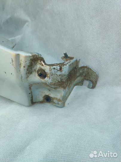 Крыло переднее правое freelander 2, 2010 год