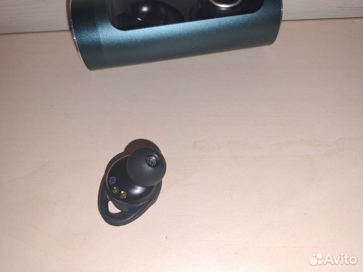 Продаю наушники CGPods X