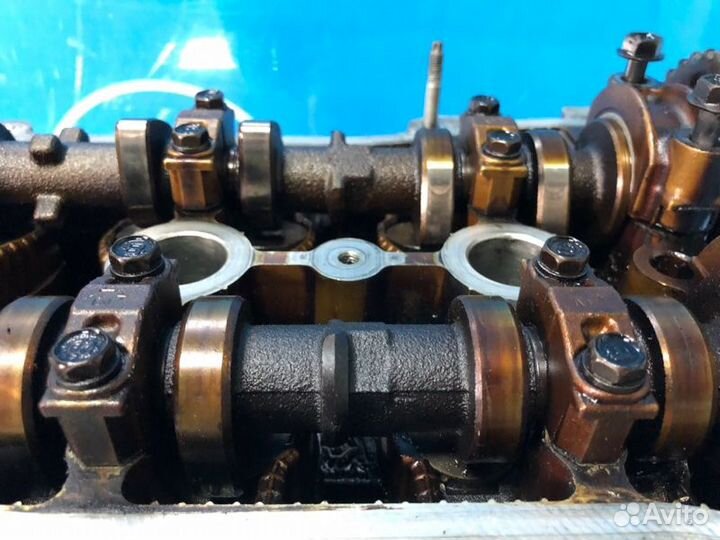 Головка блока цилиндров Toyota Noah AZR60 1AZ-FSE