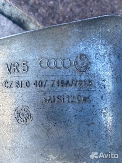 Пыльник шруса левый Audi A6 C6 3.2 AUK