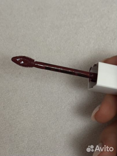 Maybelline super stay помада в оттенке 50 voyager