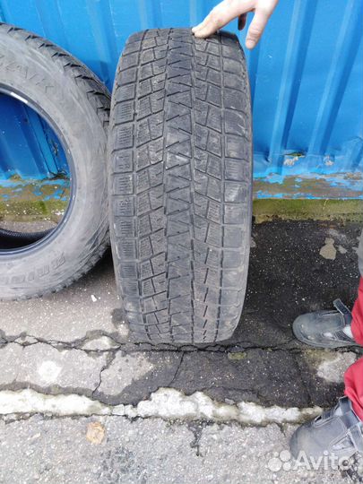 Bridgestone Blizzak DM-V1 265/65 R17 112R