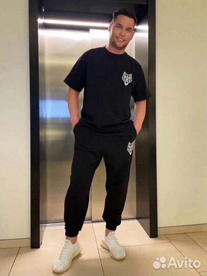 Костюм футболка и штаны Кибер borz