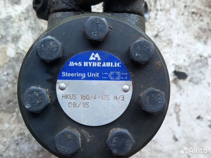 Рулевой дозатор