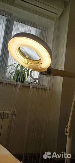 Лампа лупа для косметолога Б/у