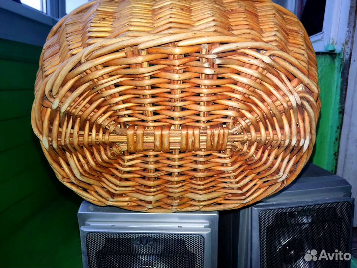 Корзина плетёная