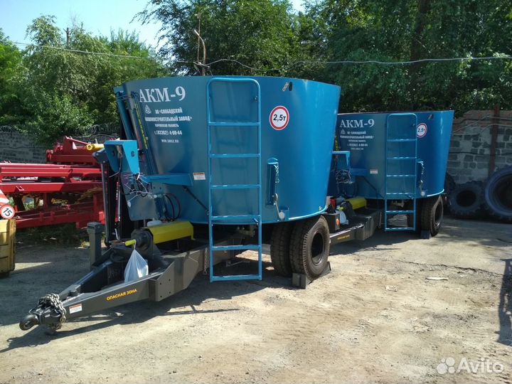 Кормораздатчик Слободской машиностроительный завод АКМ-9, 2023