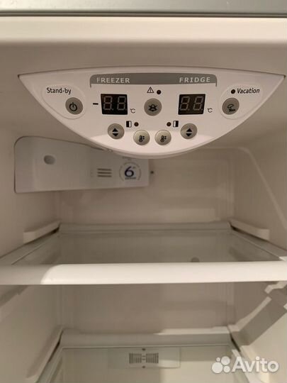 Холодильник whirlpool