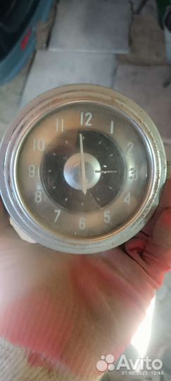 Часы газ 21 волга,победа