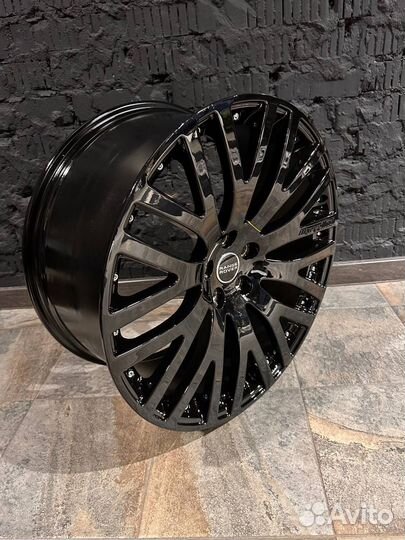 Диски R22 Kahn Design 5x120 для Range Rover