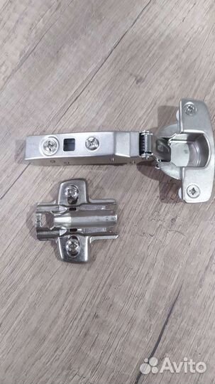 Петля мебельная с доводчиком Hettich