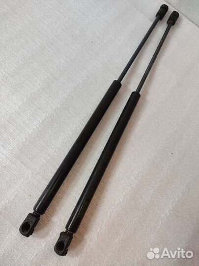 Амортизаторы крышки багажника peugeot 307sw