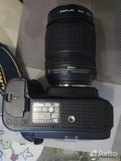 Цифровой зеркальный фотоаппарат Nicon d90