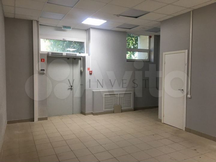 Помещение 185 кв.м., отдельным входом на Зорге