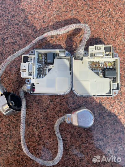 Блок розжига ксенона. Лексус gs.lexus gs