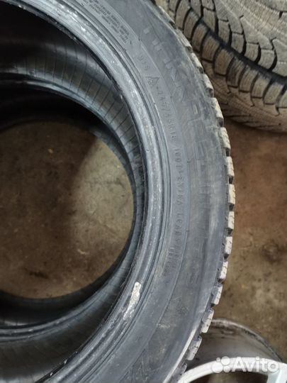 Nokian Tyres Hakkapeliitta 8 245/45 R18 24B