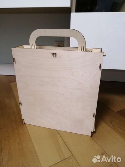 Коробка деревянная подарочная 30*30 см