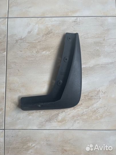 Брызговик задний правый Nissan Murano 3 Z52 С 2016