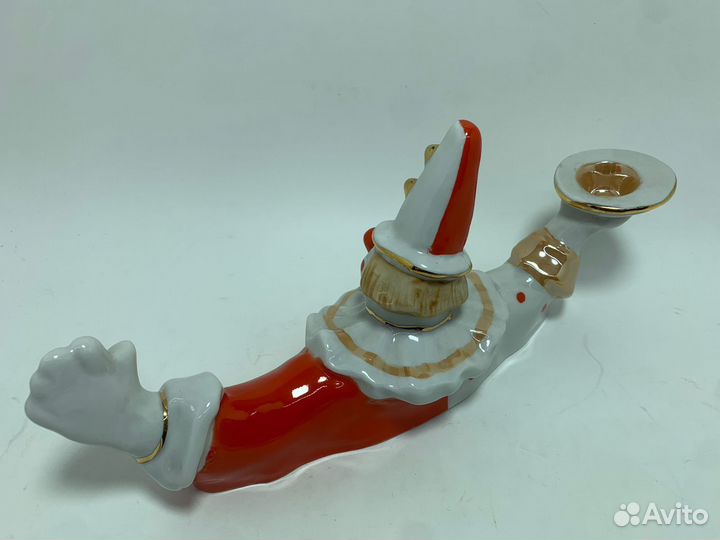 Статуэтка фарфор 