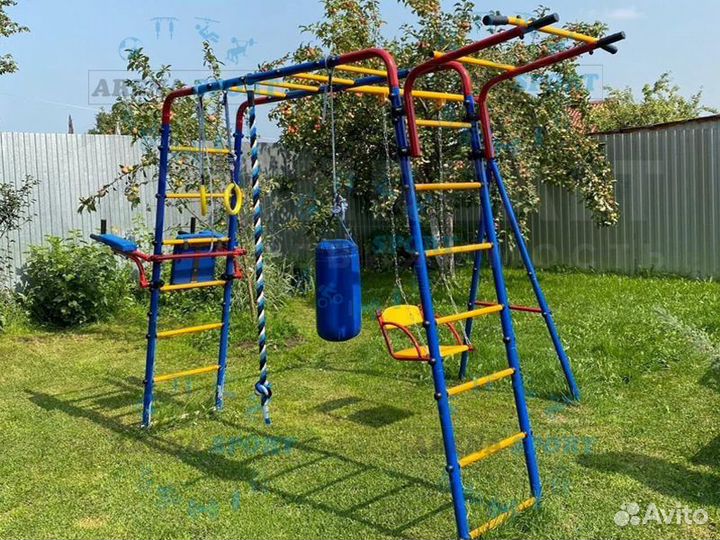 Детский спортивный уличный комплекс