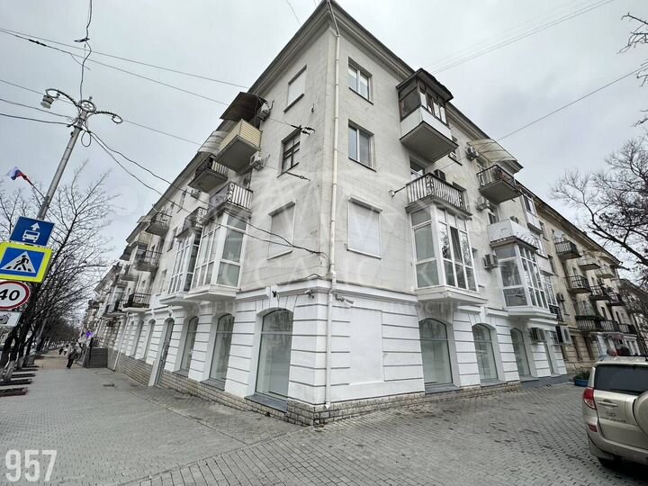 2-к. квартира, 56 м², 4/4 эт.