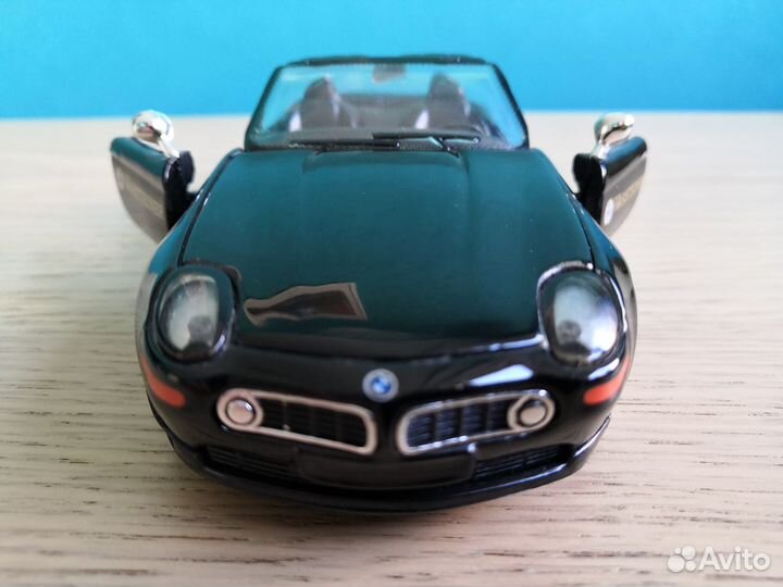 BMW Z8 1/32 SunnySide