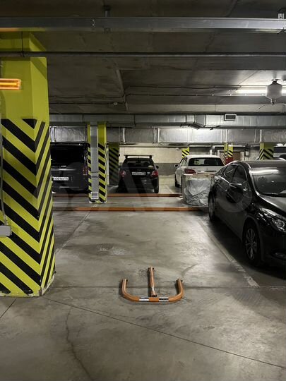 Машиноместо, 16 м²