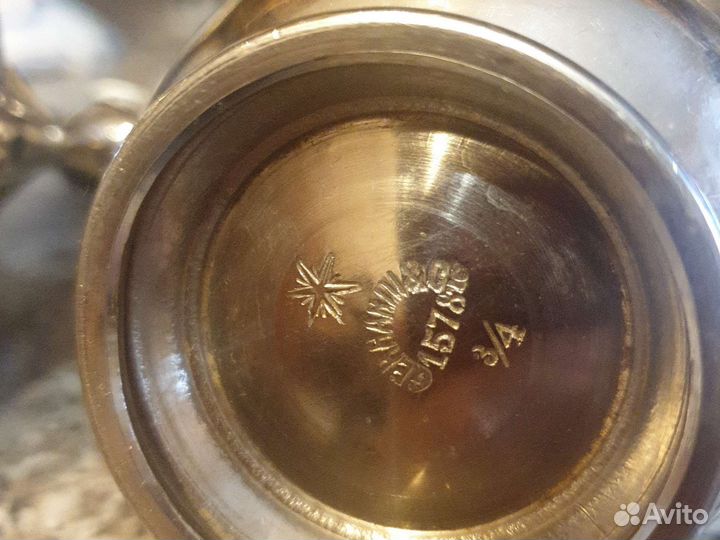 Антикварный набор чайник и молочник.Клеймо