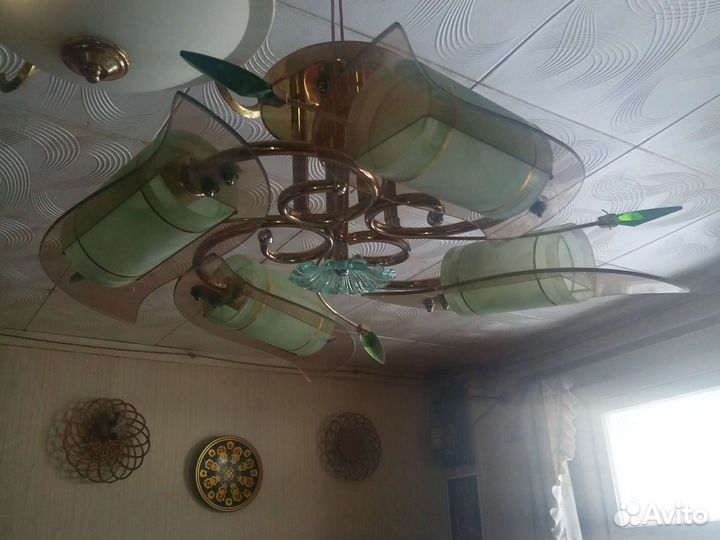 Люстра потолочная,бра,плафоны