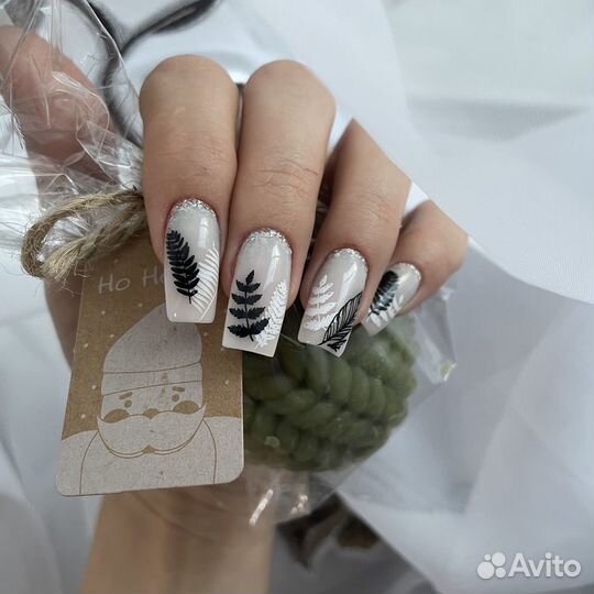 Наращивание ногтей. Педикюр