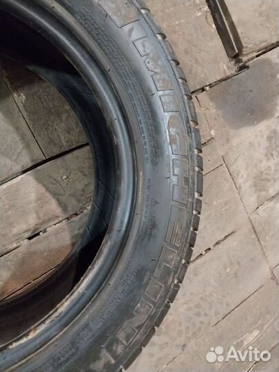 Michelin Agilis 51 215/60 R16C