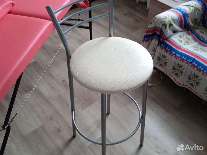 Массажный стол