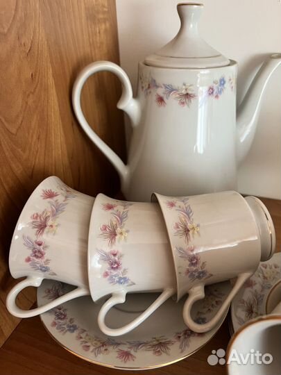 Чайный сервиз на 6 персон