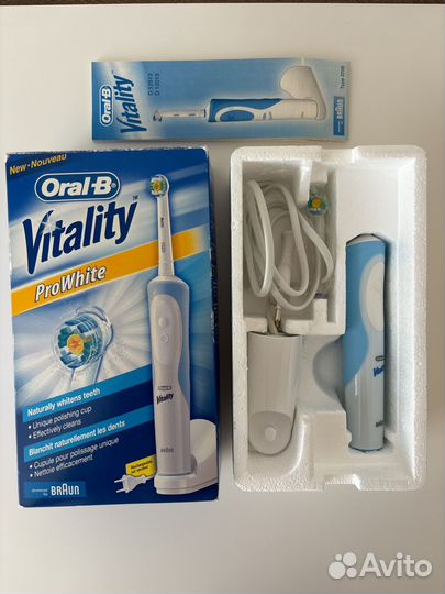 Новая Электрическая зубная щетка Braun Oral B