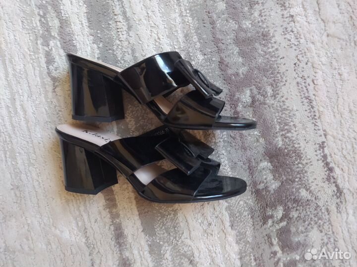 Босоножки женские 35 кожа