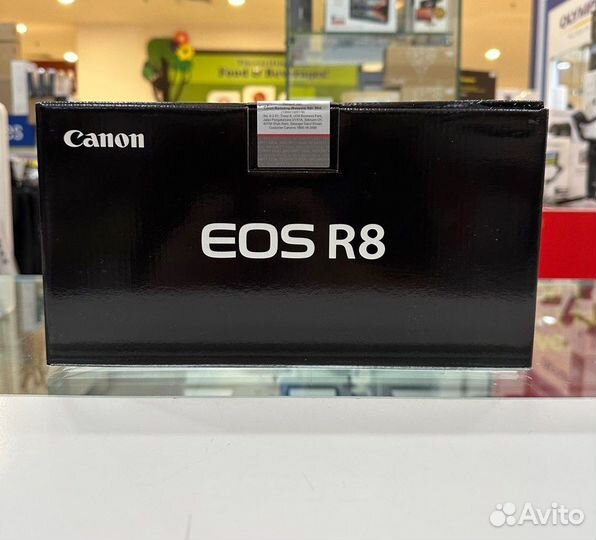 Canon EOS R8 Body