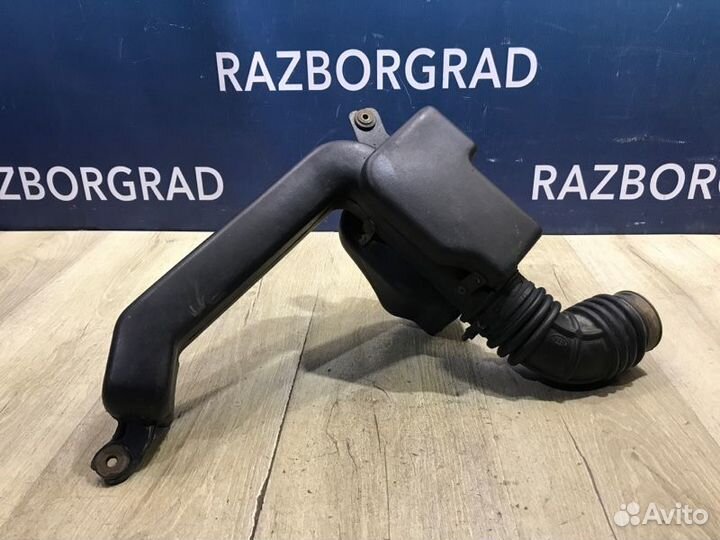 Резонатор воздушного фильтра Kia Rio 1 1.5 A5D