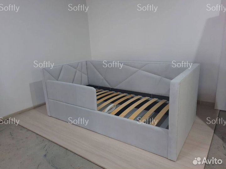 Детская кровать угловая