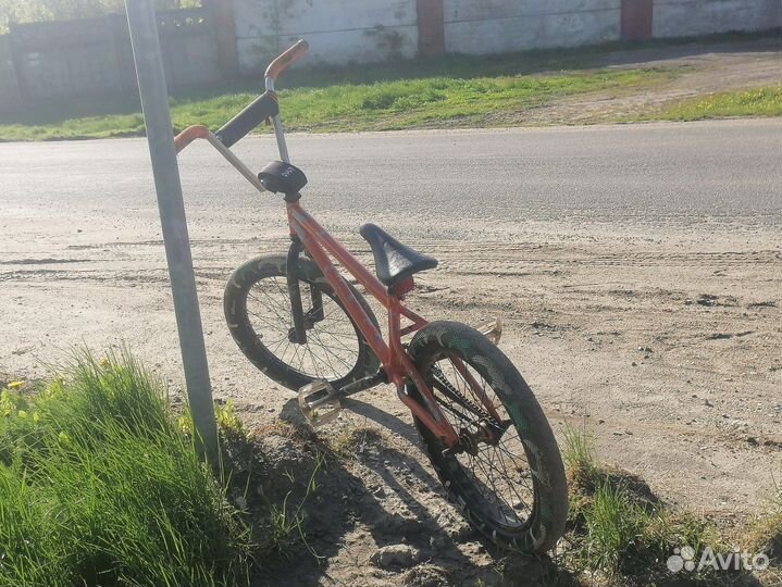 Трюковой велосипед bmx