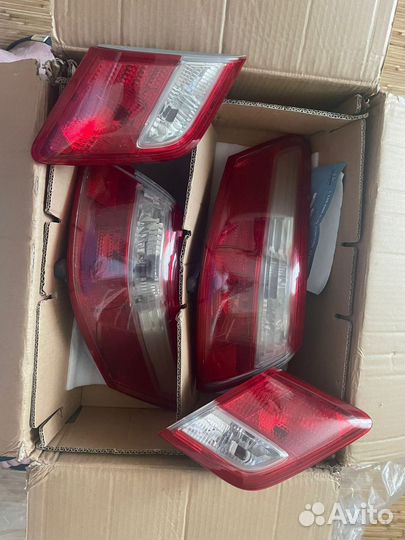 Задние фары на Toyota Camry 40 2008 г