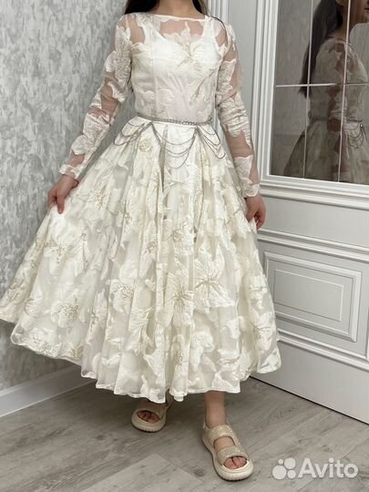 Нарядное платье